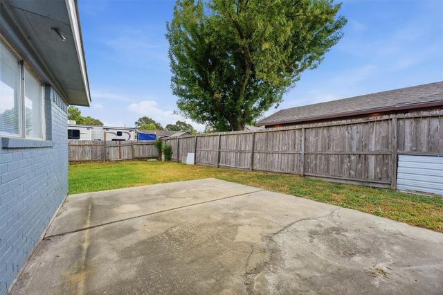 17203 Sunshine Street, Houston, TX 77049