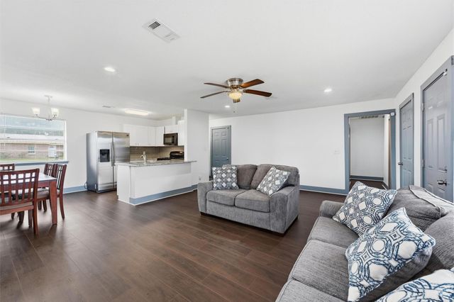 17203 Sunshine Street, Houston, TX 77049