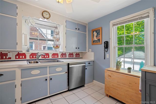 9 Whittier Street, Hartsdale, NY 10530