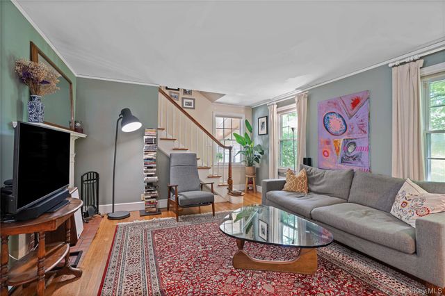 9 Whittier Street, Hartsdale, NY 10530
