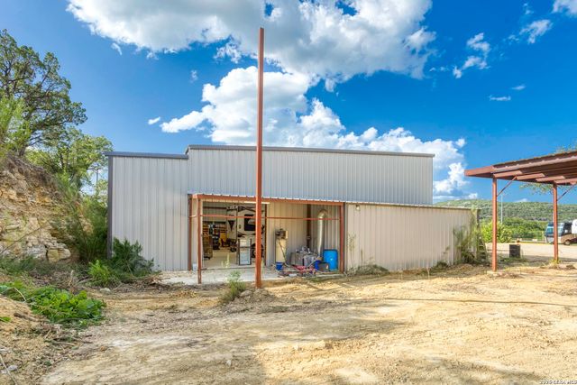 16415 S ACCESS RD, Canyon Lake, TX 78133