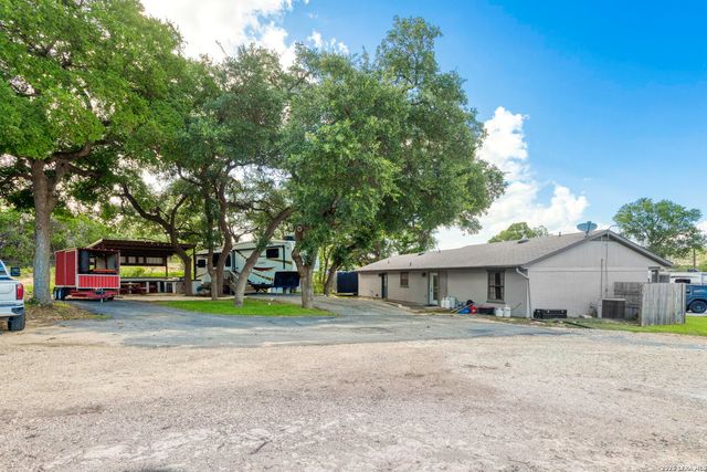 16415 S ACCESS RD, Canyon Lake, TX 78133
