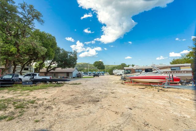 16415 S ACCESS RD, Canyon Lake, TX 78133