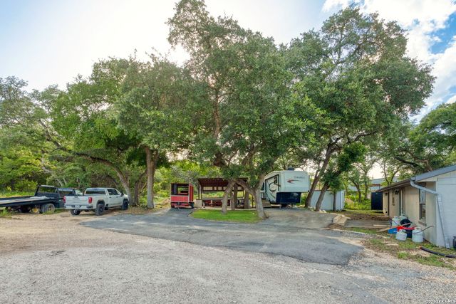 16415 S ACCESS RD, Canyon Lake, TX 78133