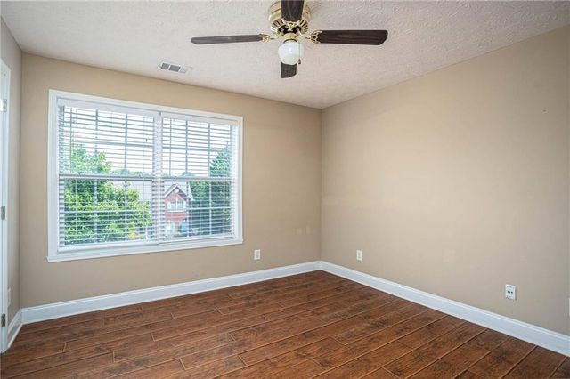 1098 Fountain Lakes Court, Lawrenceville, GA 30043