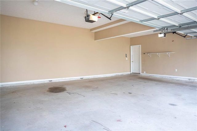 1098 Fountain Lakes Court, Lawrenceville, GA 30043