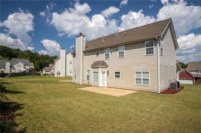 1098 Fountain Lakes Court, Lawrenceville, GA 30043