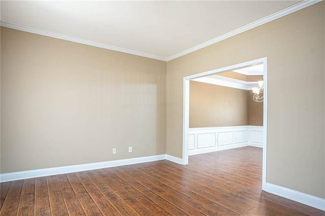 1098 Fountain Lakes Court, Lawrenceville, GA 30043