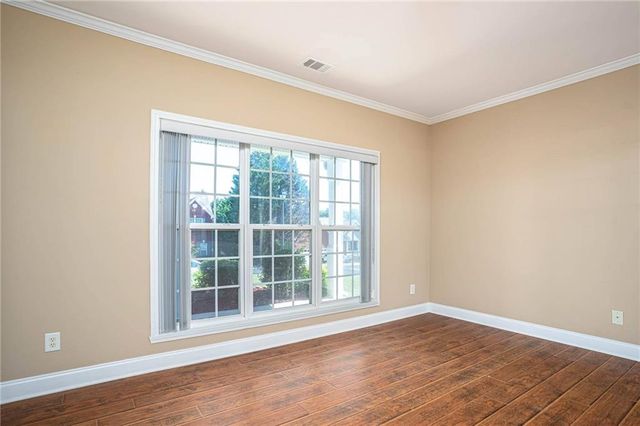 1098 Fountain Lakes Court, Lawrenceville, GA 30043