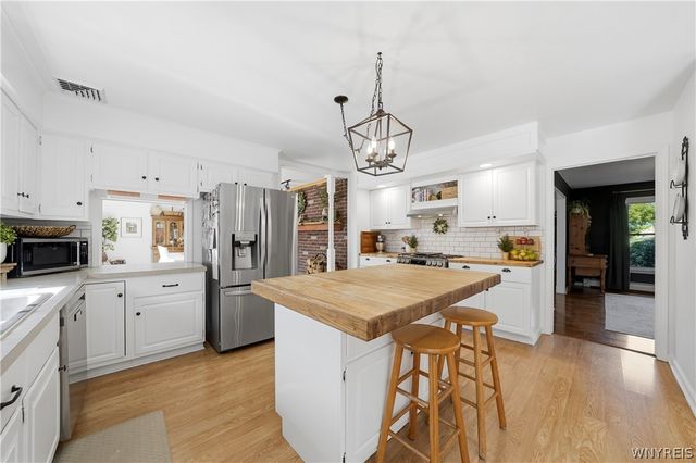 5140 Strickler Road, Clarence, NY 14031