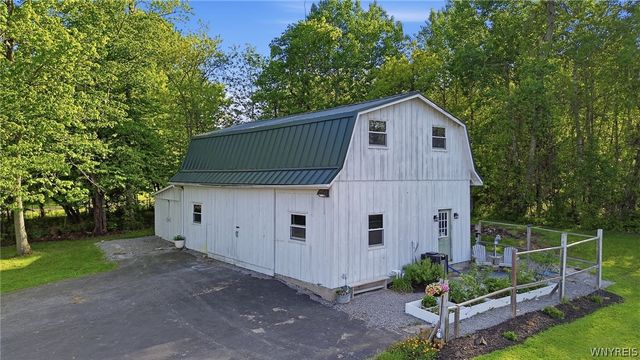 5140 Strickler Road, Clarence, NY 14031