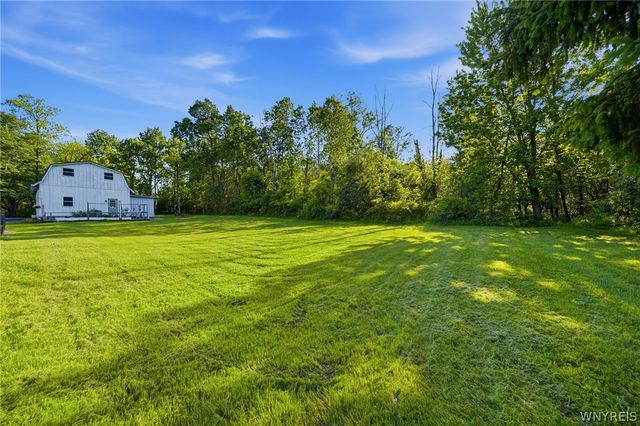5140 Strickler Road, Clarence, NY 14031