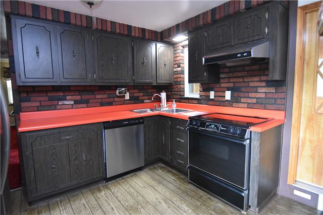 4237 School Street, Munhall, PA 15120
