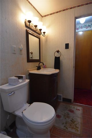 4237 School Street, Munhall, PA 15120