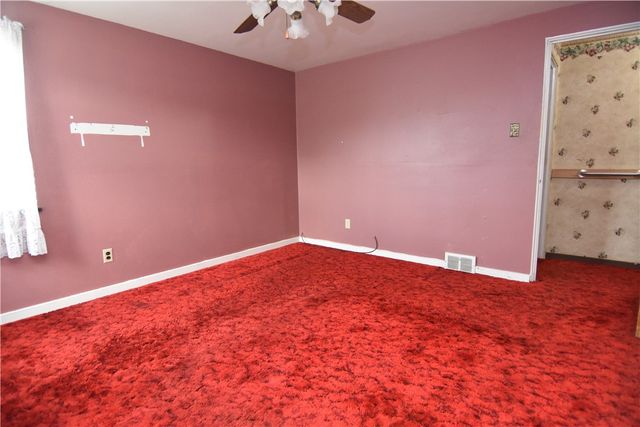 4237 School Street, Munhall, PA 15120