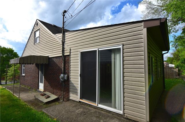 4237 School Street, Munhall, PA 15120