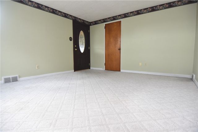 4237 School Street, Munhall, PA 15120
