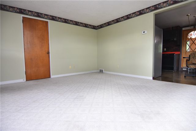 4237 School Street, Munhall, PA 15120