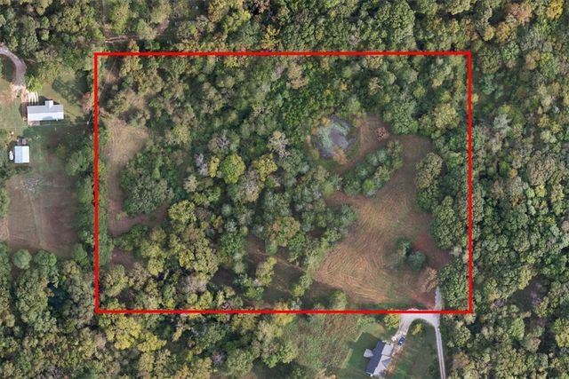 18092 Lake Sequoyah Road, Fayetteville, AR 72701