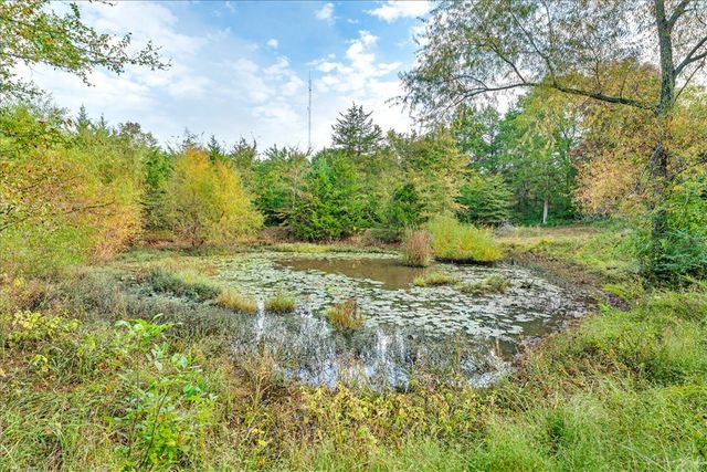 18092 Lake Sequoyah Road, Fayetteville, AR 72701