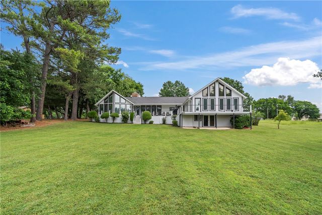 10742 Sycamore Road, Lowell, AR 72745