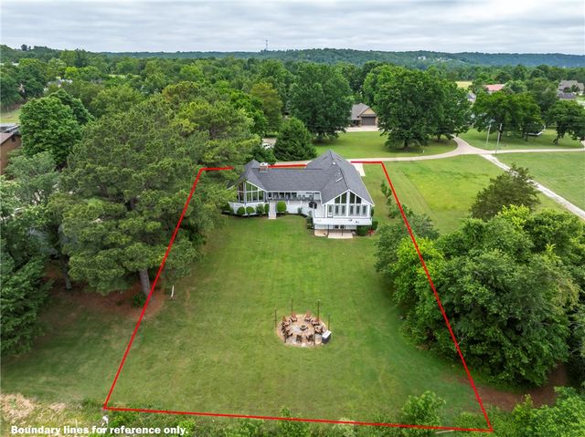 10742 Sycamore Road, Lowell, AR 72745