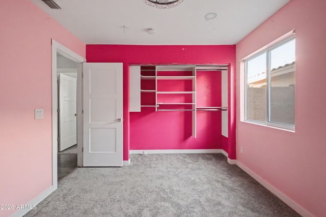 3925 W CHARTER OAK Road, Phoenix, AZ 85029