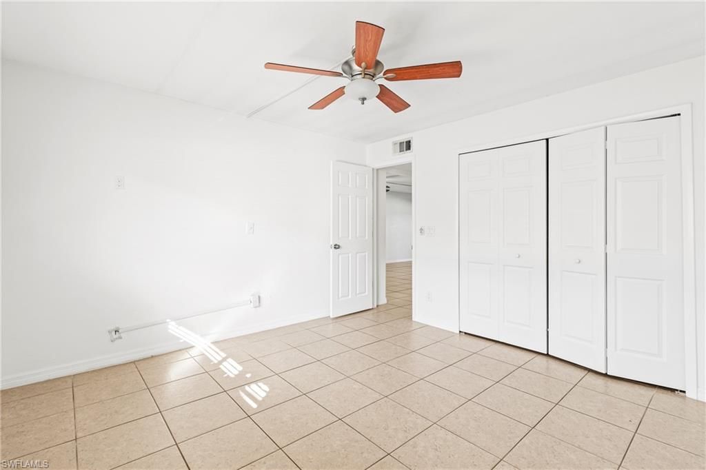 Image 13 of property listing at 1429 Cape Coral PKWY W # 5, Cape Coral, FL 33914