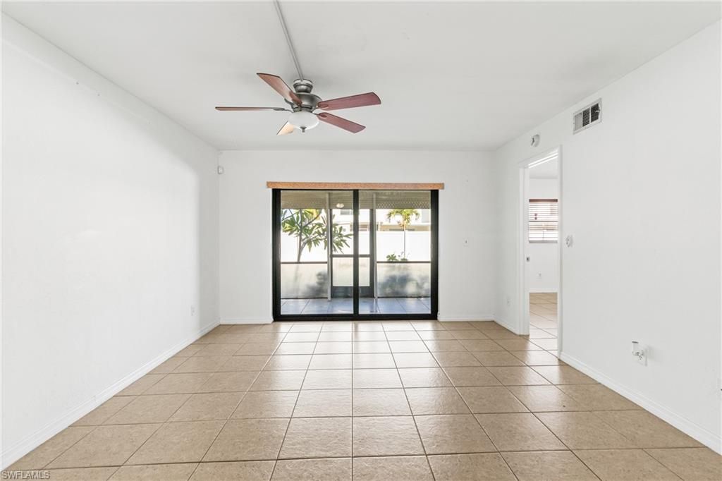 Image 21 of property listing at 1429 Cape Coral PKWY W # 5, Cape Coral, FL 33914