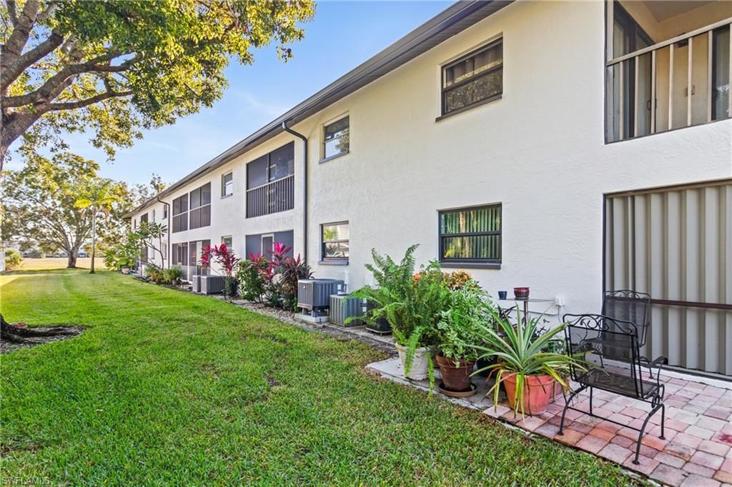 Image 33 of property listing at 1429 Cape Coral PKWY W # 5, Cape Coral, FL 33914