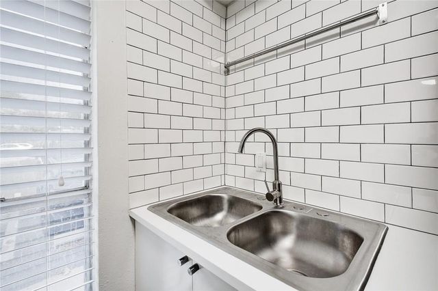 4111 Avenue A ST 208, Austin, TX 78751
