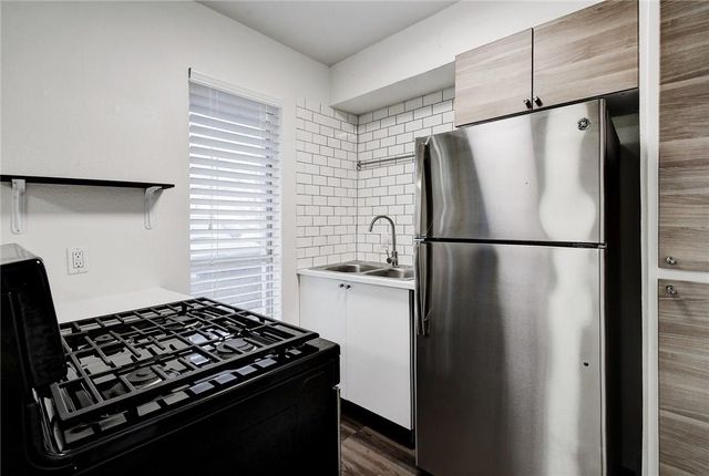 4111 Avenue A ST 208, Austin, TX 78751