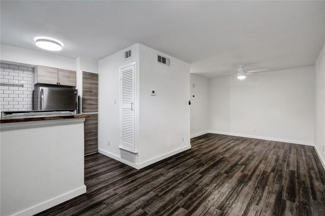4111 Avenue A ST 208, Austin, TX 78751