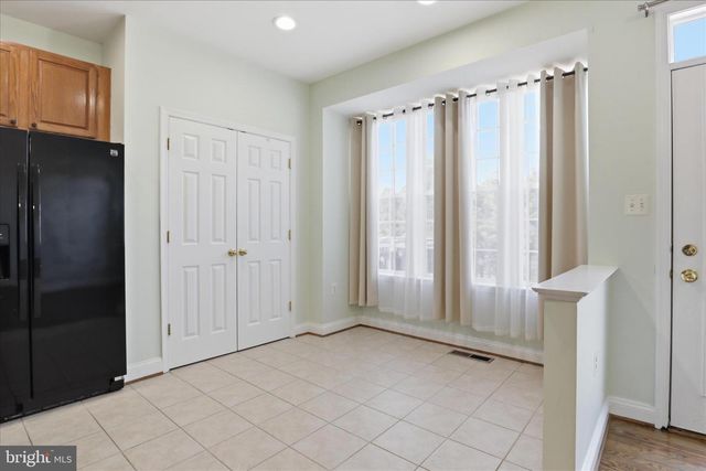 915 BUTTONWOOD TER NE, Leesburg, VA 20176