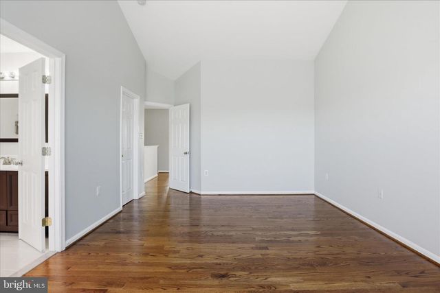 915 BUTTONWOOD TER NE, Leesburg, VA 20176