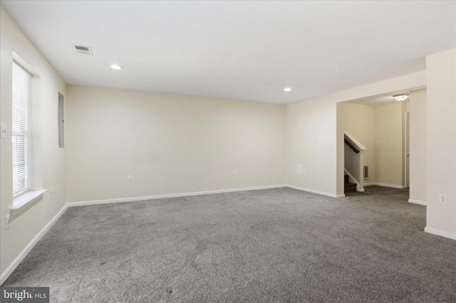 915 BUTTONWOOD TER NE, Leesburg, VA 20176