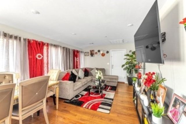 13 Pierce Street 2, Boston, MA 02136