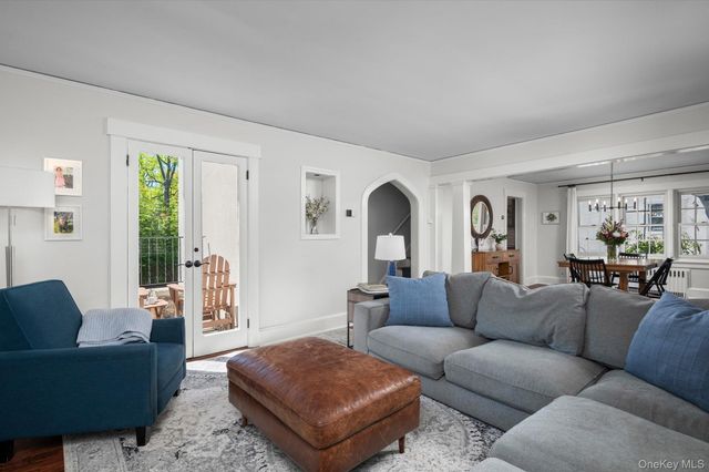 414 Washington Avenue, Pelham, NY 10803