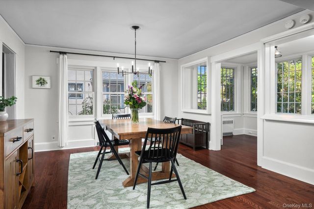 414 Washington Avenue, Pelham, NY 10803