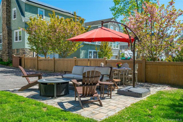 414 Washington Avenue, Pelham, NY 10803