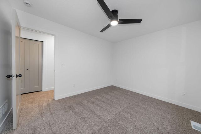 4821 NAVAJO Street, Council Bluffs, IA 51501