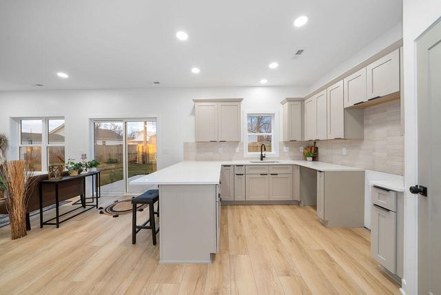 4821 NAVAJO Street, Council Bluffs, IA 51501