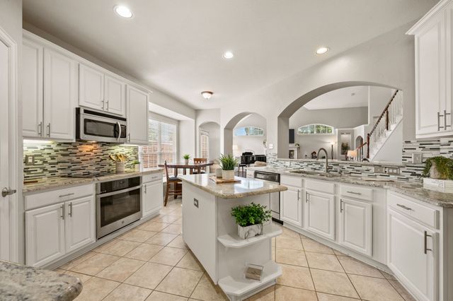 5047 Toftrees Drive, Arlington, TX 76016