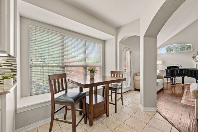 5047 Toftrees Drive, Arlington, TX 76016