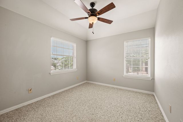 5047 Toftrees Drive, Arlington, TX 76016