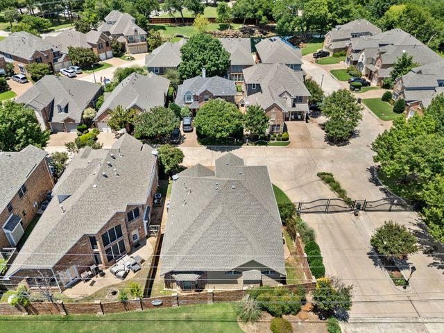 5047 Toftrees Drive, Arlington, TX 76016