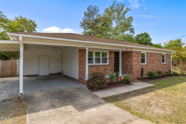 3857 Cumberland Road, Fayetteville, NC 28306