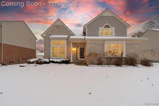 41512 Pheasant Creek Drive, Canton, MI 48188