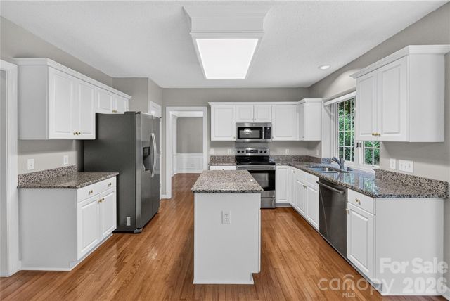 5726 Swanston Drive, Charlotte, NC 28269