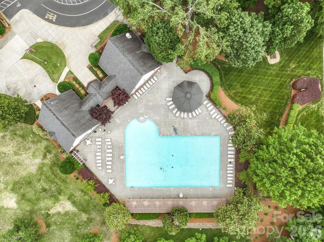 5726 Swanston Drive, Charlotte, NC 28269